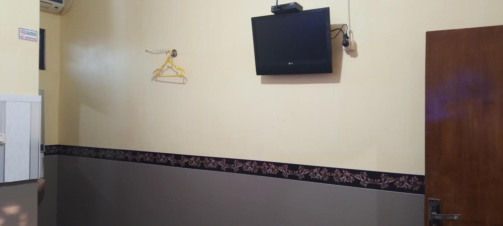 New Kami Homestay Banyuwangi  Exteriör bild