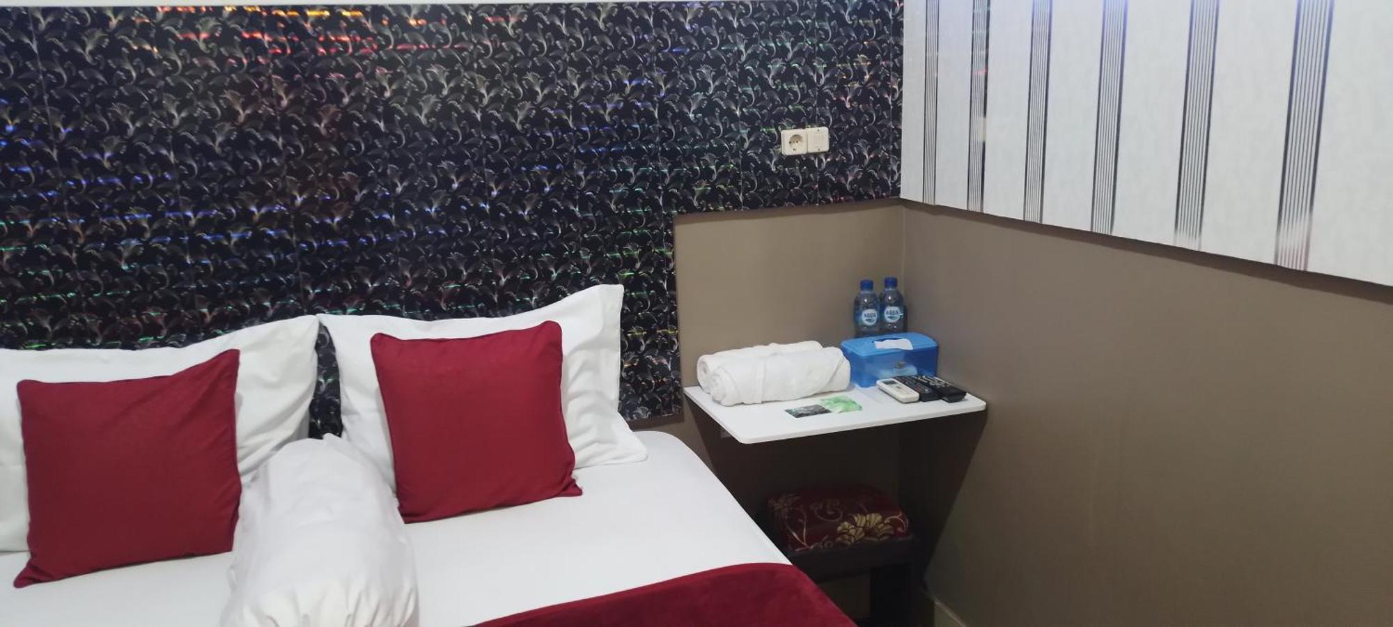 New Kami Homestay Banyuwangi  Exteriör bild