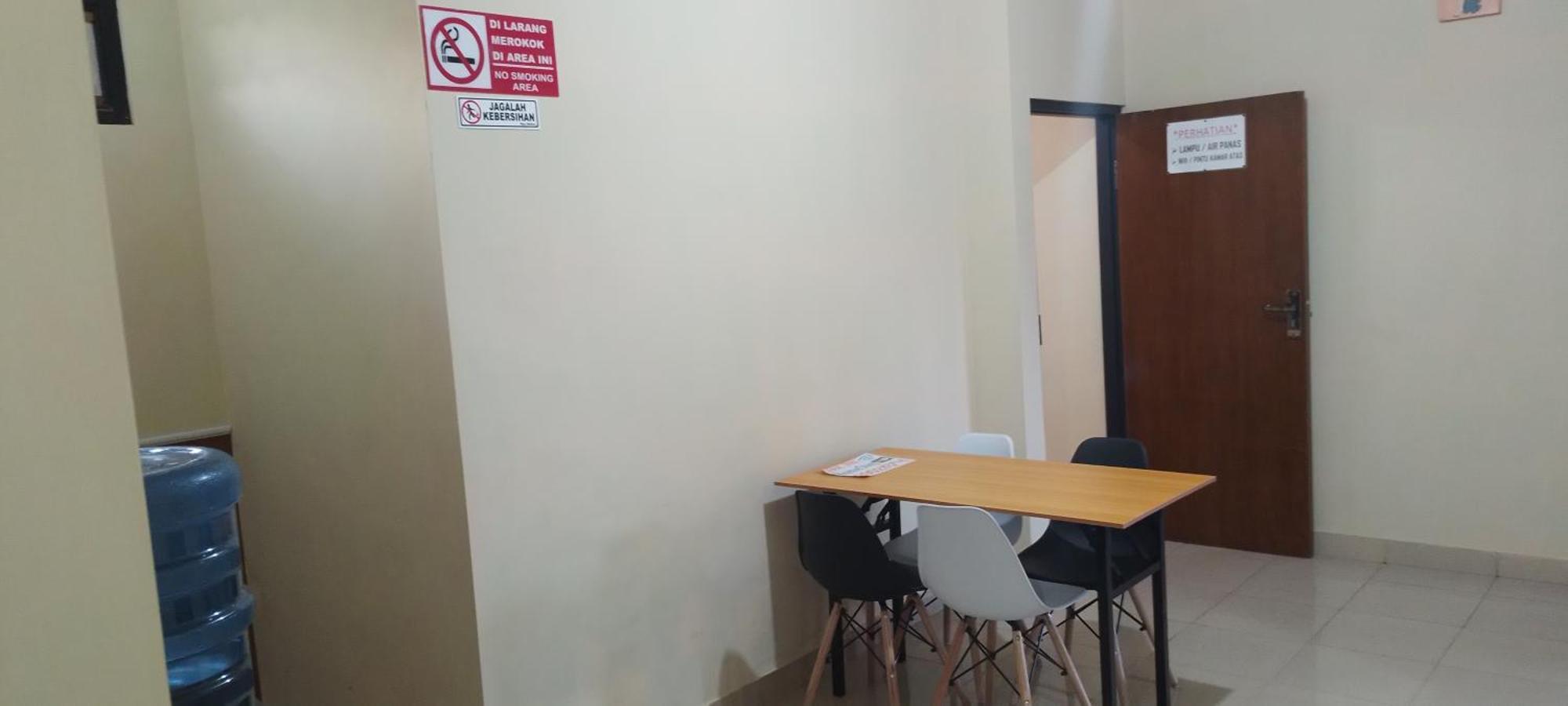 New Kami Homestay Banyuwangi  Exteriör bild