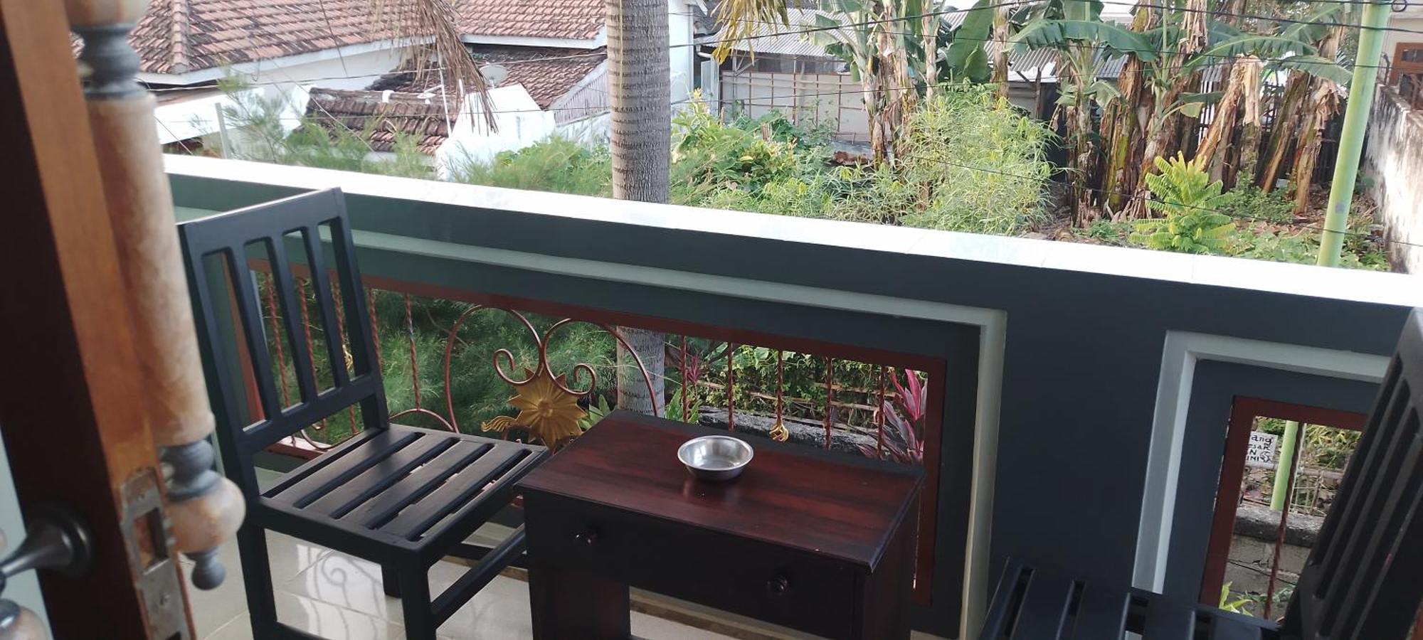 New Kami Homestay Banyuwangi  Exteriör bild